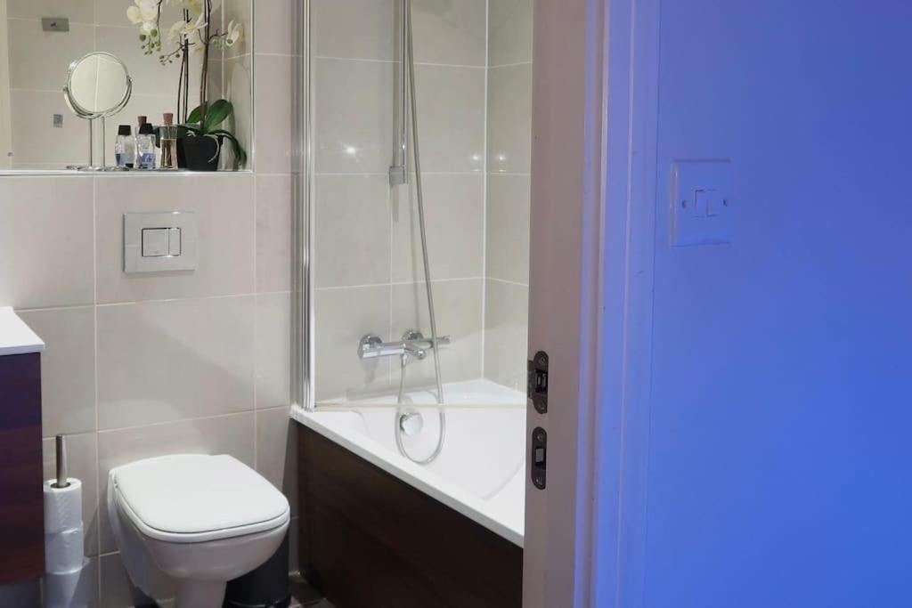 Cosy City Centre Apartment With Parking Birmingham Exterior photo